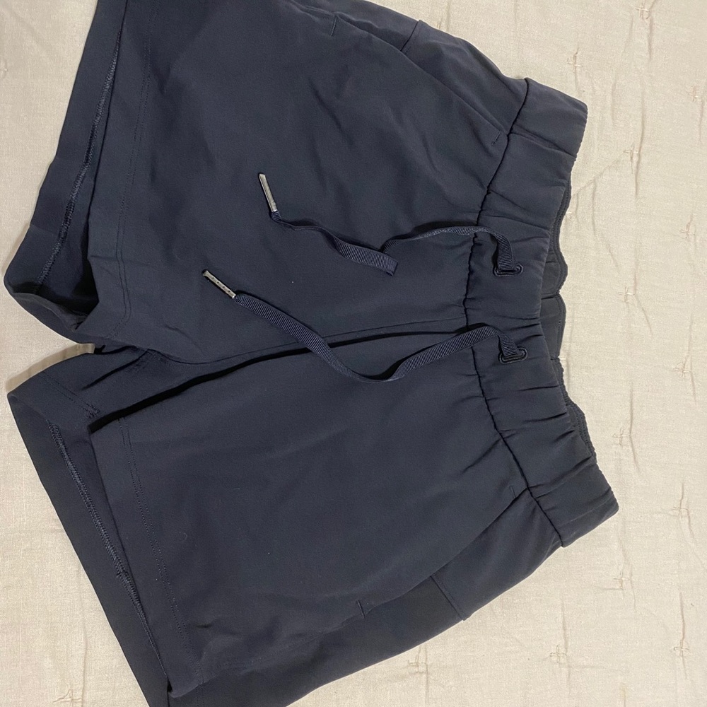 Lululemon on the fly short
